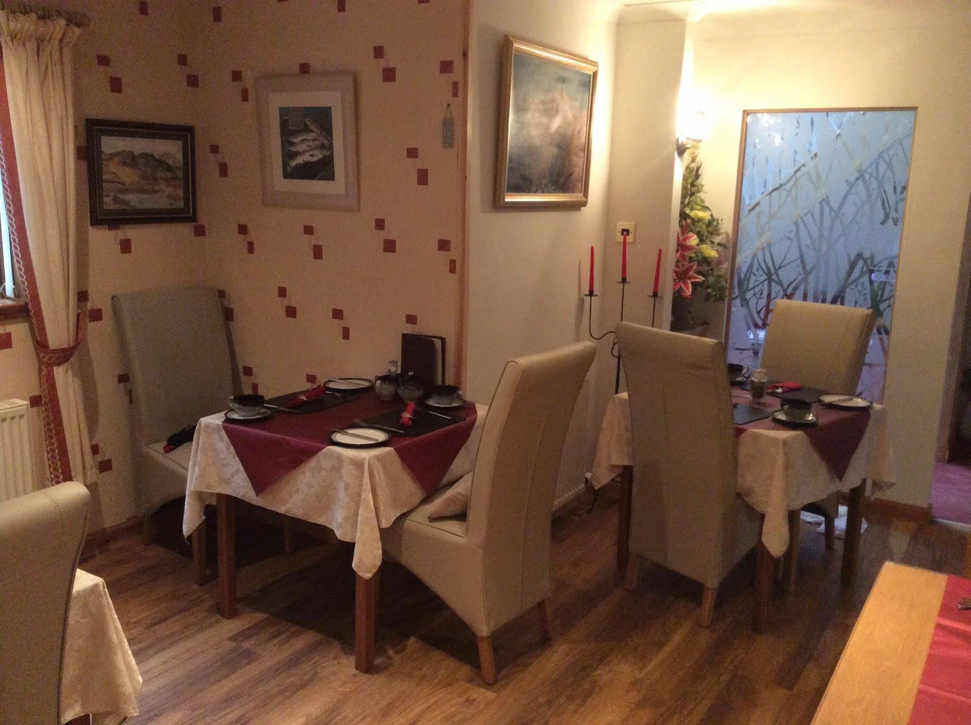 Castleview Bed & Breakfast Dufftown Exteriör bild