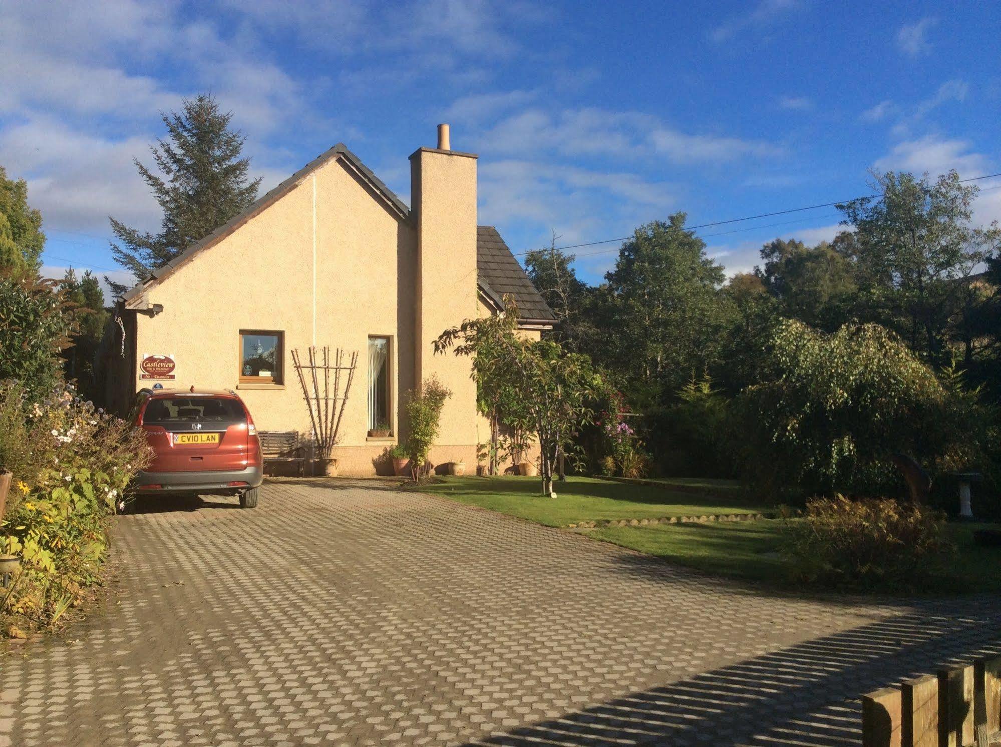 Castleview Bed & Breakfast Dufftown Exteriör bild